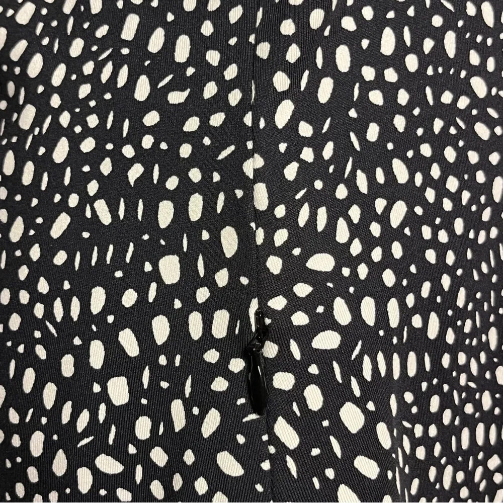 Title Nine NWT Cafe Sleeve Spiral Seam Dress Dot Black White Athleisure Dress M - Picture 12 of 14